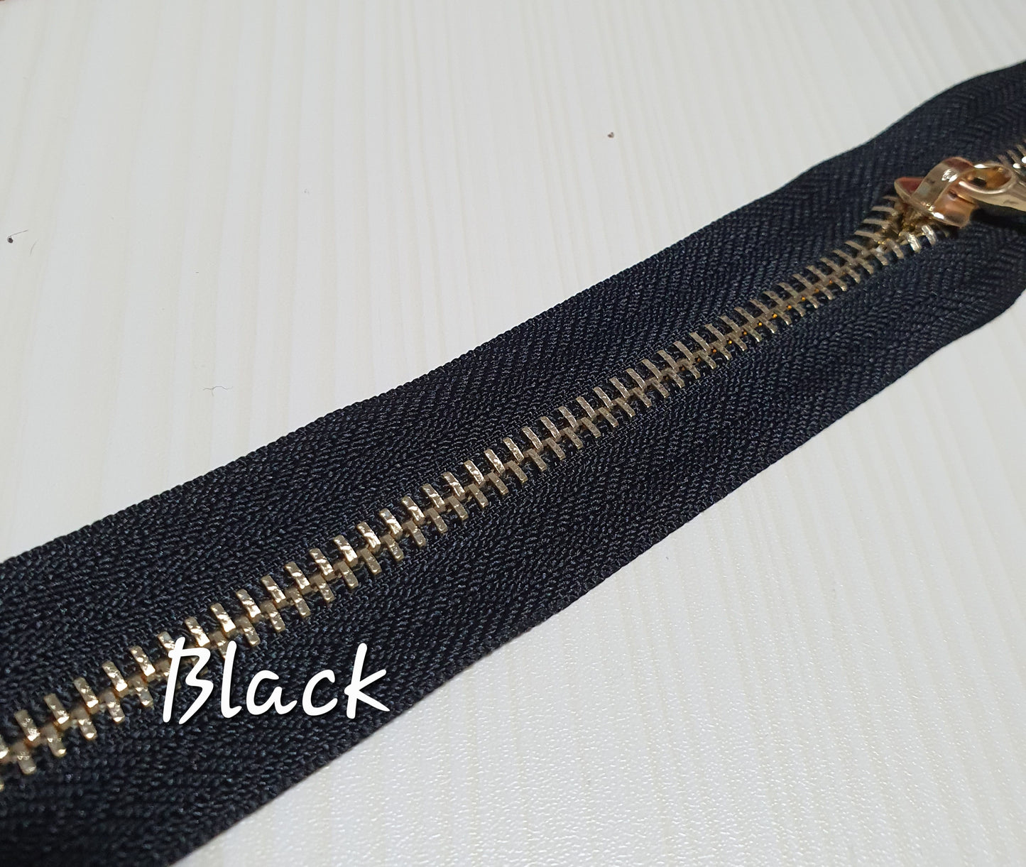 Metal Gold Zipper size #3 and #5 45cm