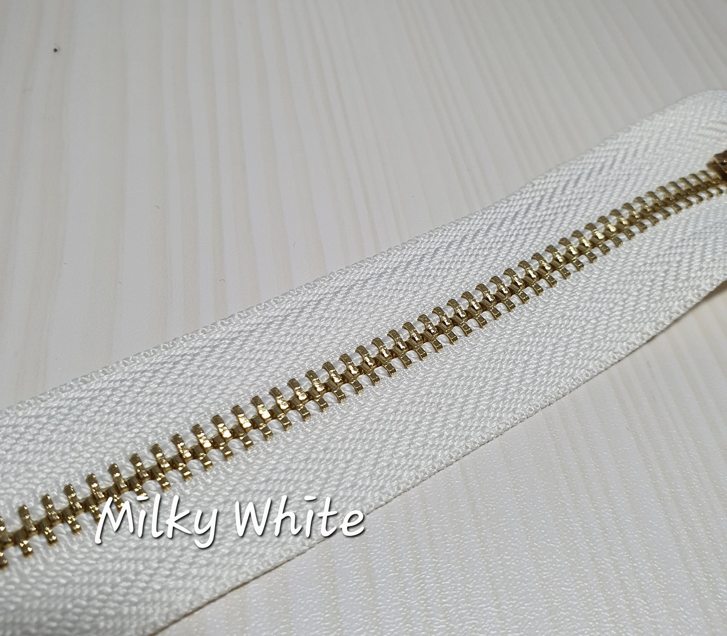 Metal Gold Zipper size #3 and #5 45cm