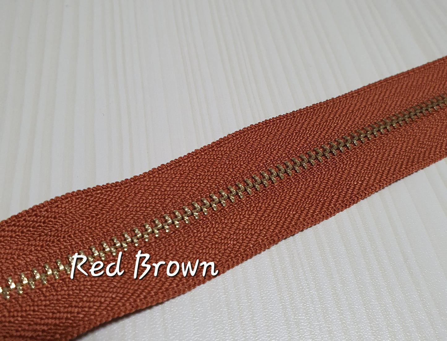 Metal Gold Zipper size #3 and #5 45cm